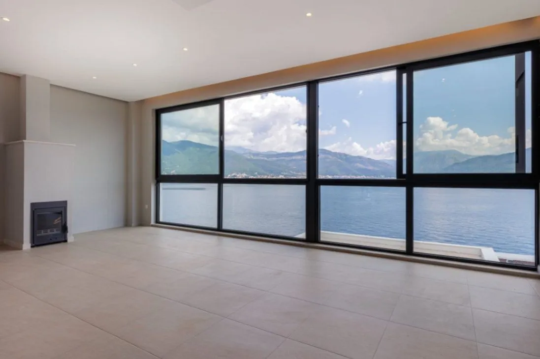 Sale, house, 200m², Krašići, Tivat