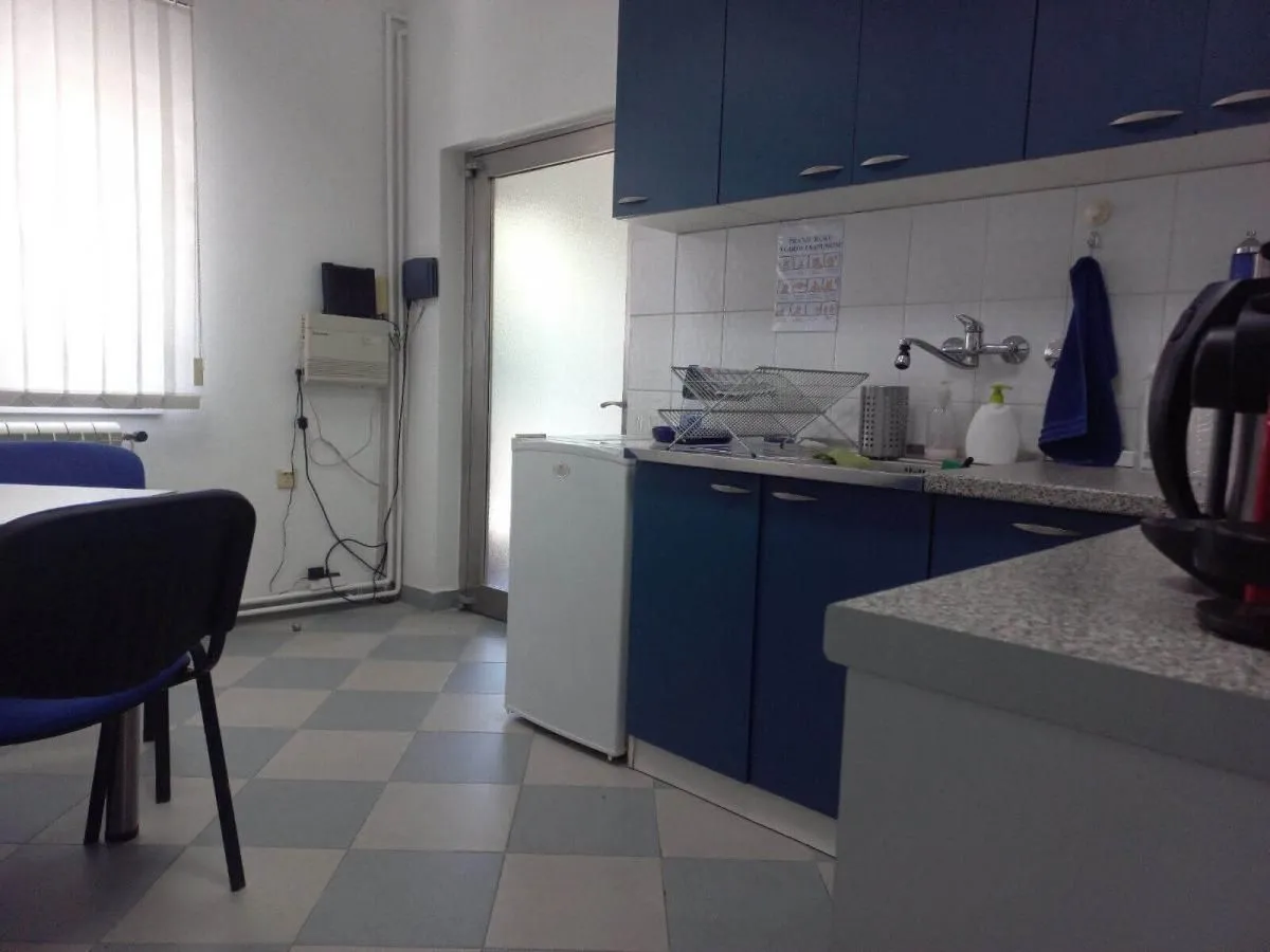 Rent, office space, 120m², Mali Mokri Lug, Zvezdara Sve Podlokacije