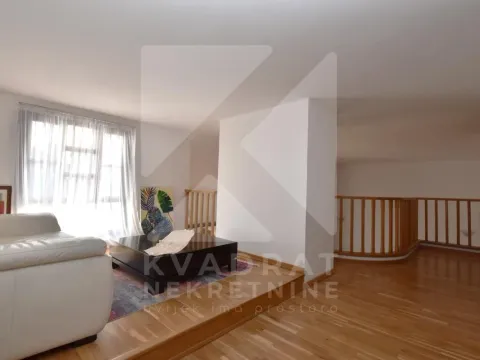 Izdavanje, kuća, 300m², Gorica C, Podgorica - image 21