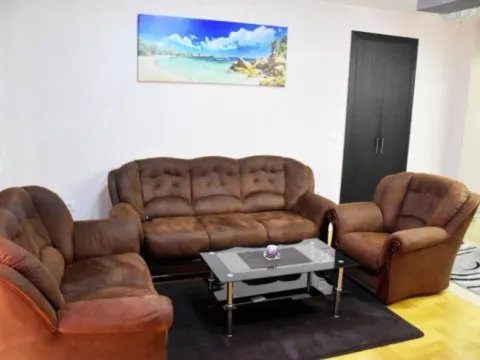 Izdavanje, stan, 80m², Dubovica, Budva - image 7