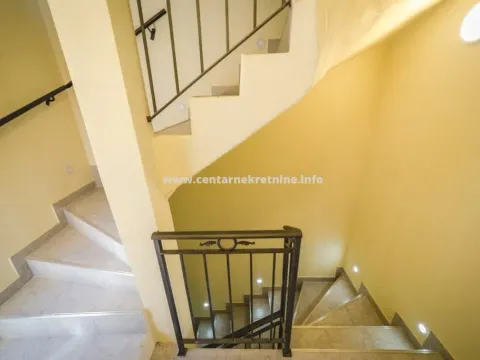 Prodaja, kuća, 195m², Utjeha, Bar - image 24