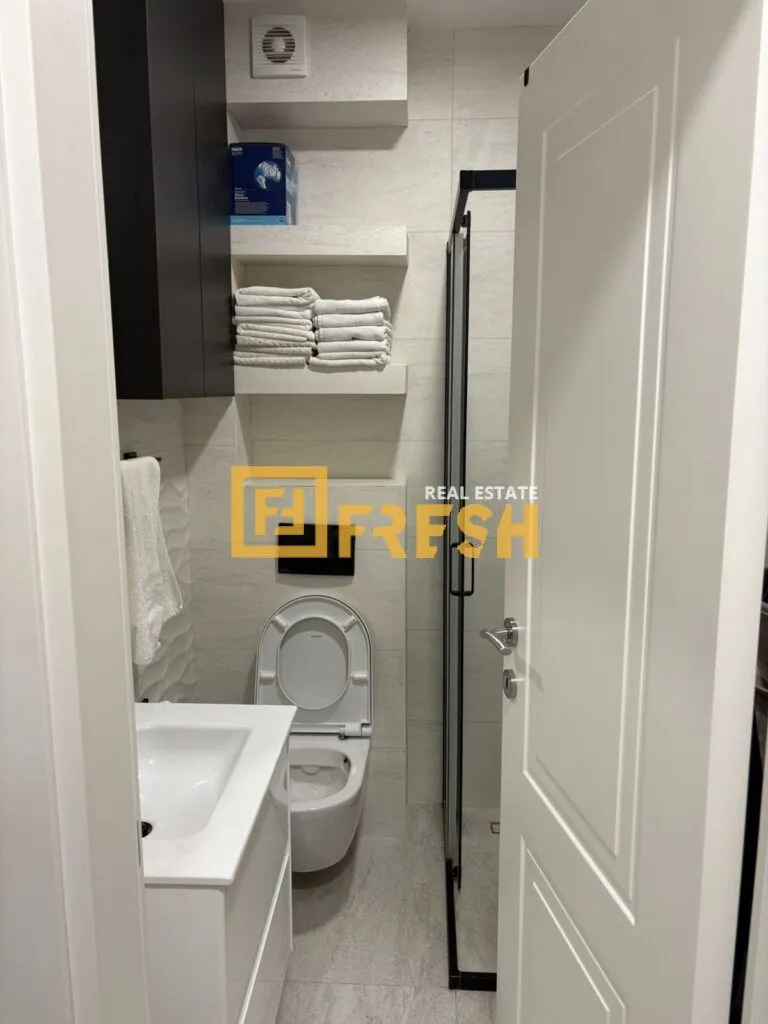 Prodaja, jednosoban stan, 69m², Tivat, Crna Gora
