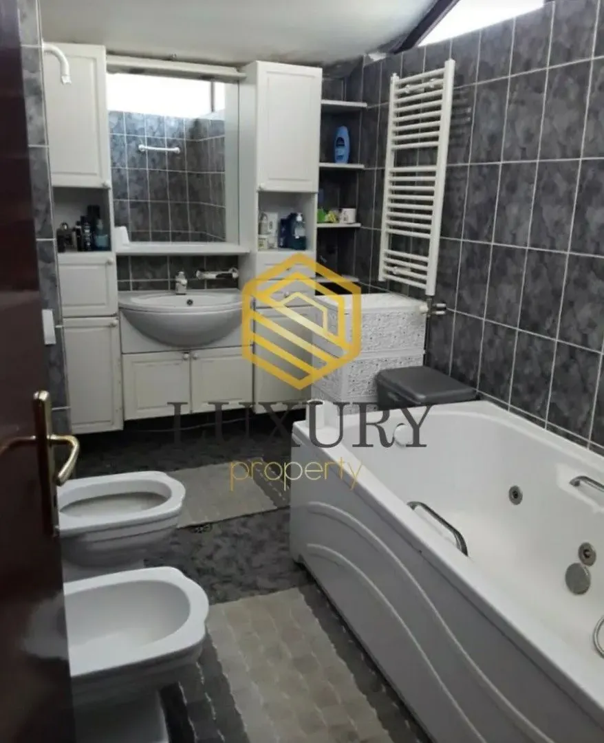 Rent, house, 500m², Donja Gorica, Podgorica