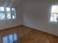 Izdavanje, poslovni prostor, 58m², Centar, Podgorica - image 1