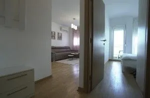 Izdavanje, jednosoban stan, 45m², City Kvart, Podgorica