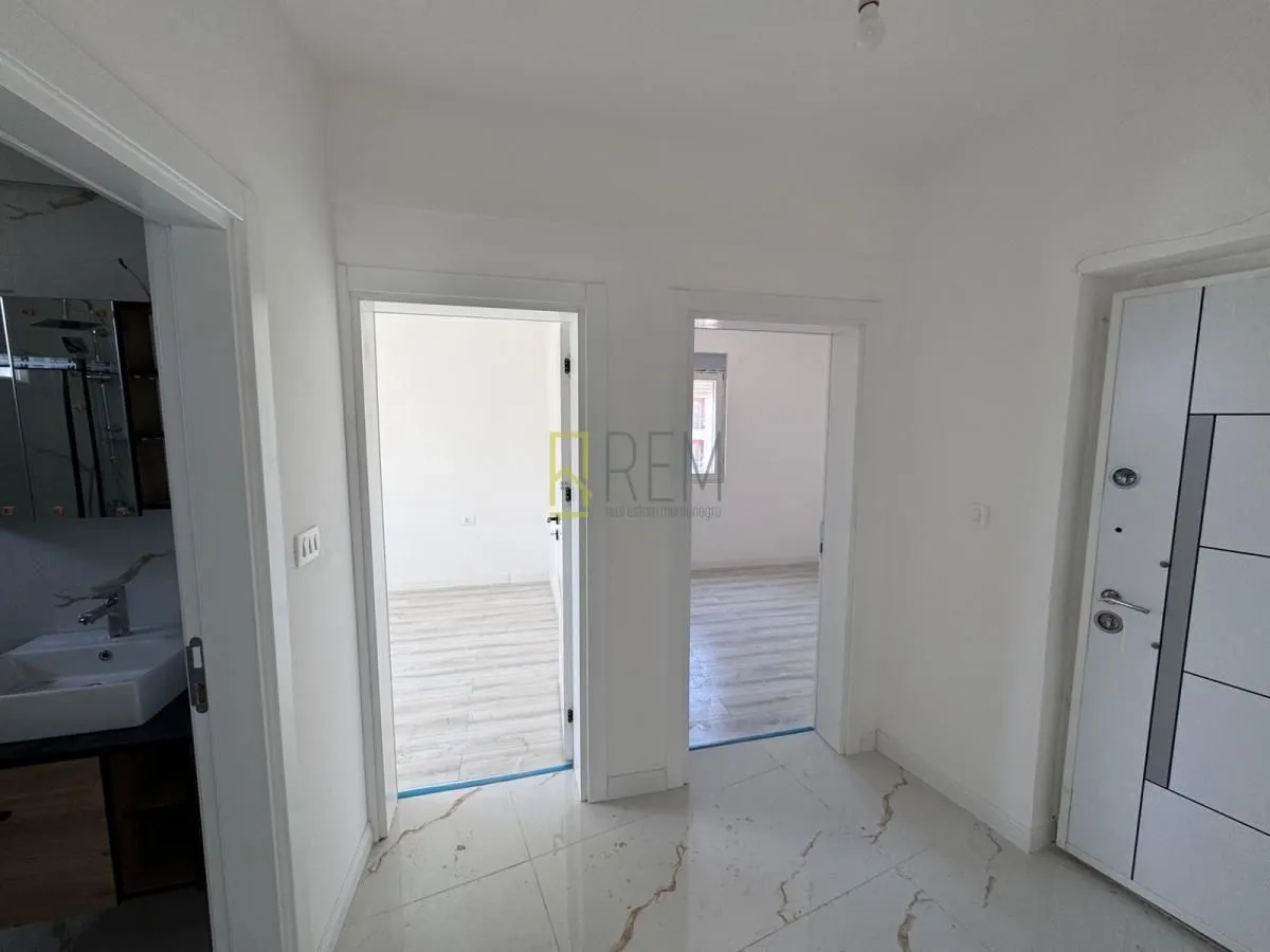 Prodaja, dvosoban stan, 53m², Zagorič, Podgorica