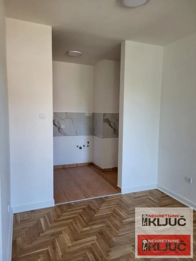 Prodaja, dvosoban stan, 45m², Nova Detelinara, Novi Sad Sve Podlokacije