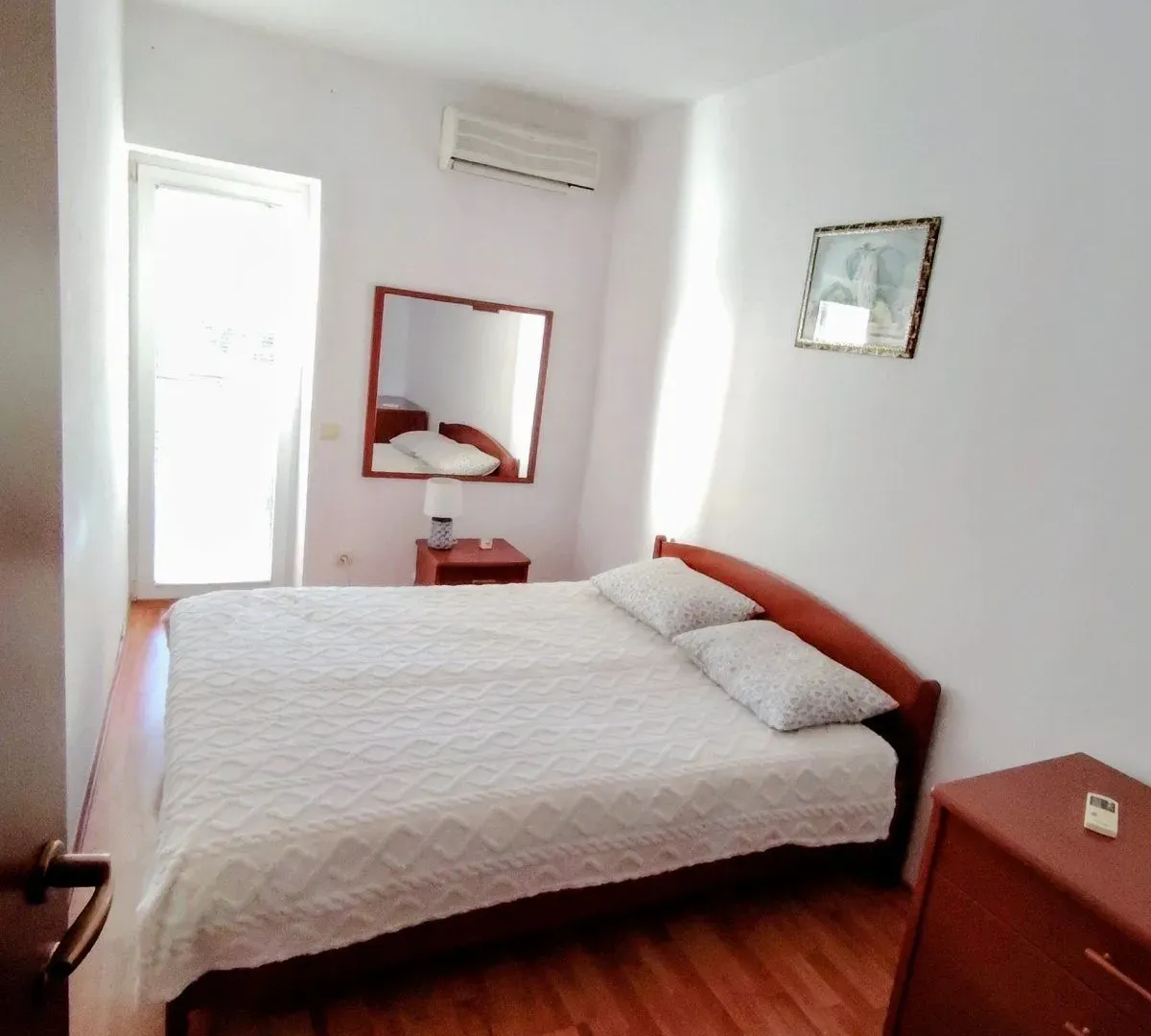 Rent, two bedroom apartment, 80m², Maine, Budva