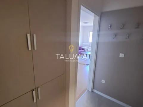 Rent, two bedroom apartment, 72m², City Kvart, Podgorica - image 6