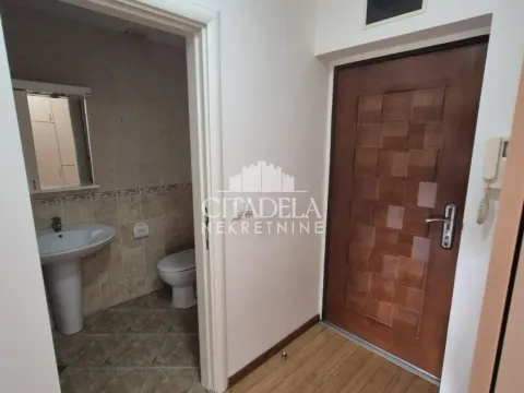 Izdavanje, jednosoban stan, 39m², Miljakovac, Rakovica - image 8