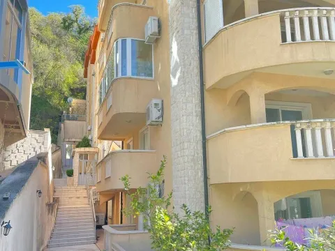 Sale, one bedroom apartment, 53m², Pržno, Budva - image 8