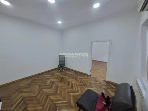 Rent, three bedroom apartment, 60m², Stari Grad, Beograd - image 2