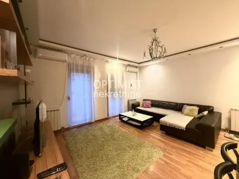 Rent, two bedroom apartment, 60m², Stari Grad, Beograd - image 2