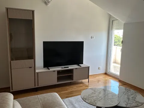 Rent, two bedroom apartment, 62m², Momišići, Podgorica - image 4