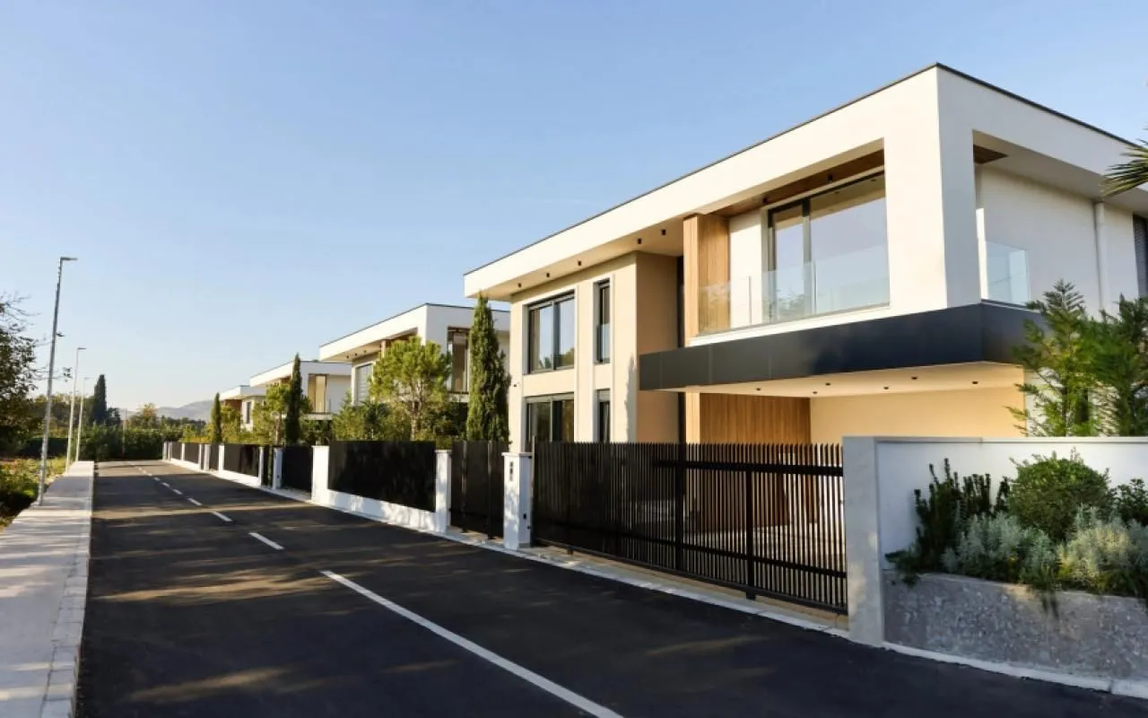 Prodaja, kuća, 262m², Gorica C, Podgorica
