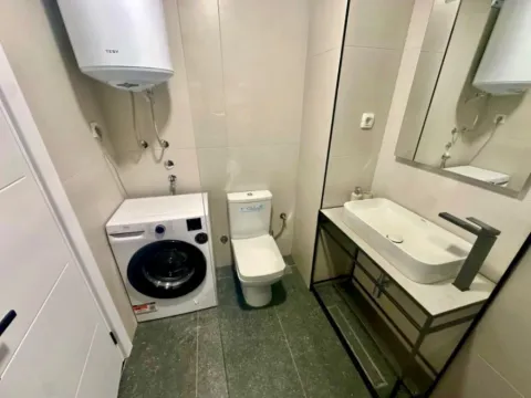 Izdavanje, jednosoban stan, 57m², Momišići, Podgorica - image 9