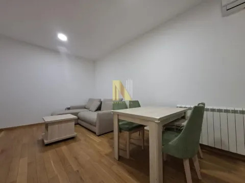Izdavanje, dvosoban stan, 43m², Sajmište, Novi Sad - image 7