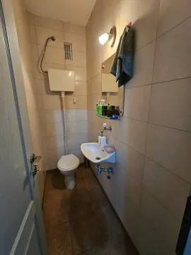 Rent, three bedroom apartment, 100m², Pejton, Podgorica - image 12