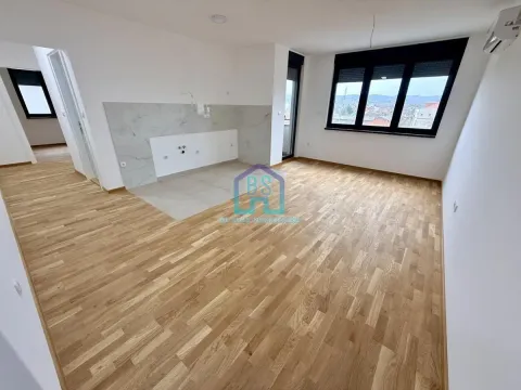 Sale, two bedroom apartment, 66m², Telep, Novi Sad Sve Podlokacije - image 1