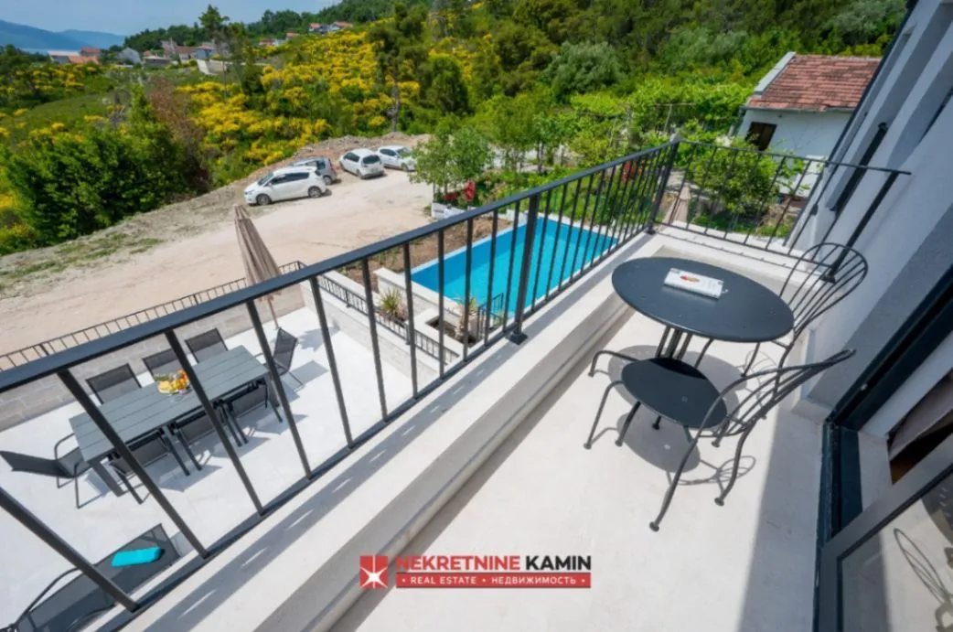 Prodaja, kuća, 250m², Tivat, Crna Gora