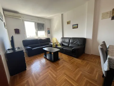 Izdavanje, dvosoban stan, 39m², Bulevar Evrope, Novi Sad Sve Podlokacije - image 4