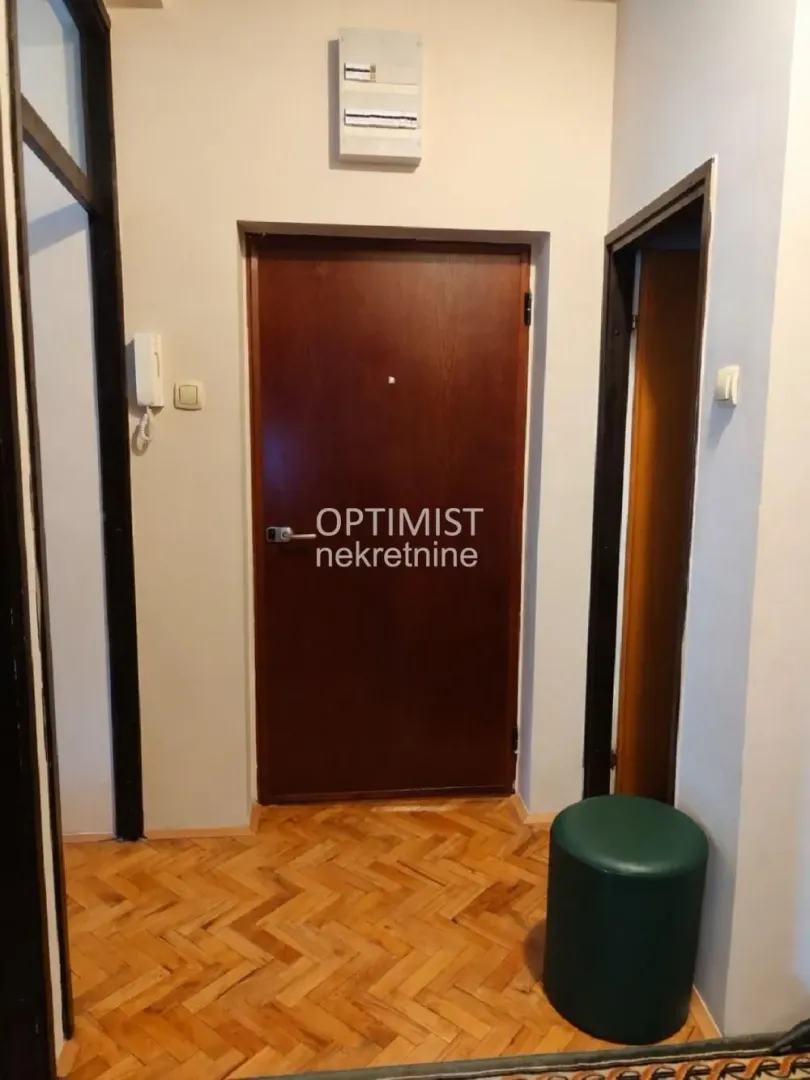 Prodaja, trosoban stan, 83m², Miljakovac, Rakovica