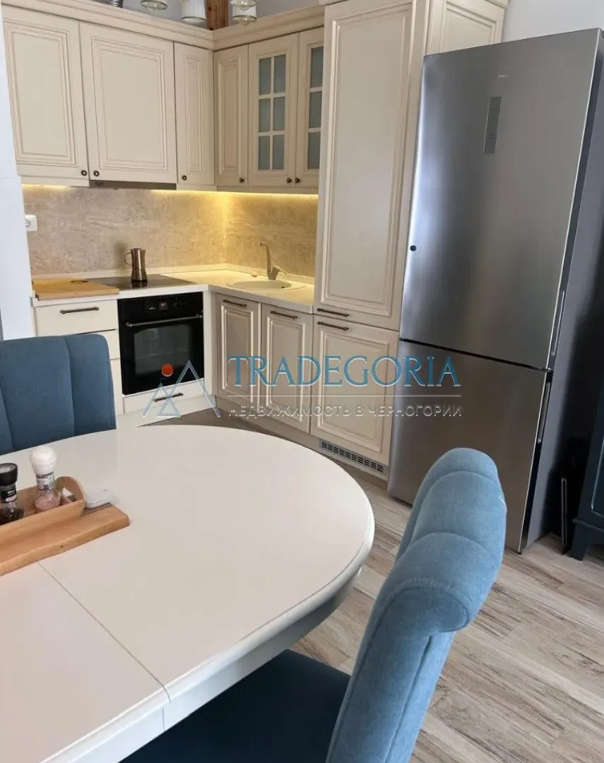 Prodaja, dvosoban stan, 83m², Dobra Voda, Bar
