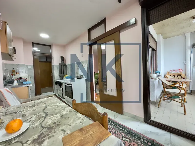 Prodaja, dvosoban stan, 76m², Blok 6, Podgorica