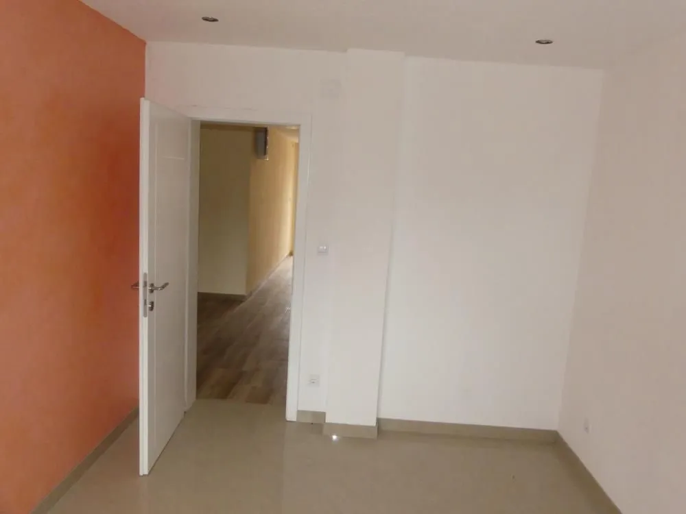 Prodaja, četvorosoban stan, 155m², Solaris, Jagodina