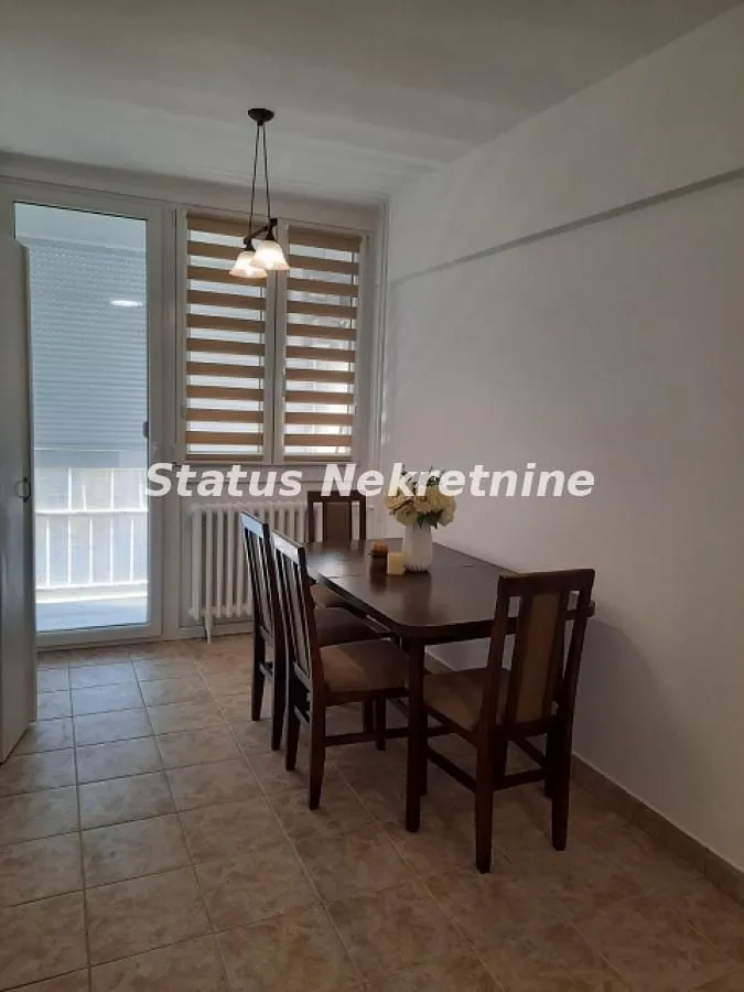 Izdavanje, dvosoban stan, 60m², Detelinara, Novi Sad Sve Podlokacije