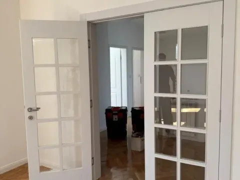 Izdavanje, četvorosoban stan, 144m², Vračar Hram, Vračar Sve Podlokacije - image 9