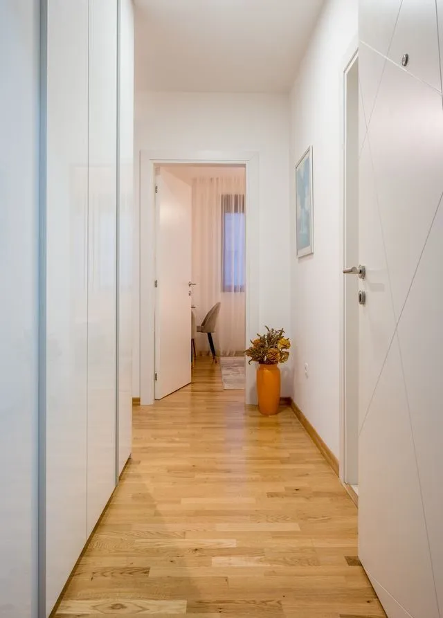 Prodaja, dvosoban stan, 63m², Tivat, Crna Gora