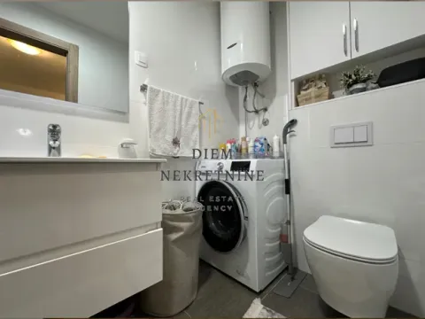 Prodaja, dvosoban stan, 69m², Master Kvart, Podgorica - image 2