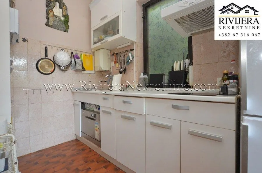 Prodaja, kuća, 80m², Ratiševina, Herceg Novi