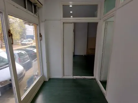 Izdavanje, poslovni prostor, 54m², Centar, Jagodina - image 7