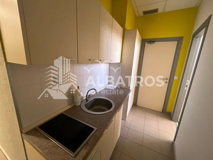 Rent, office space, 181m², Centar, Bar