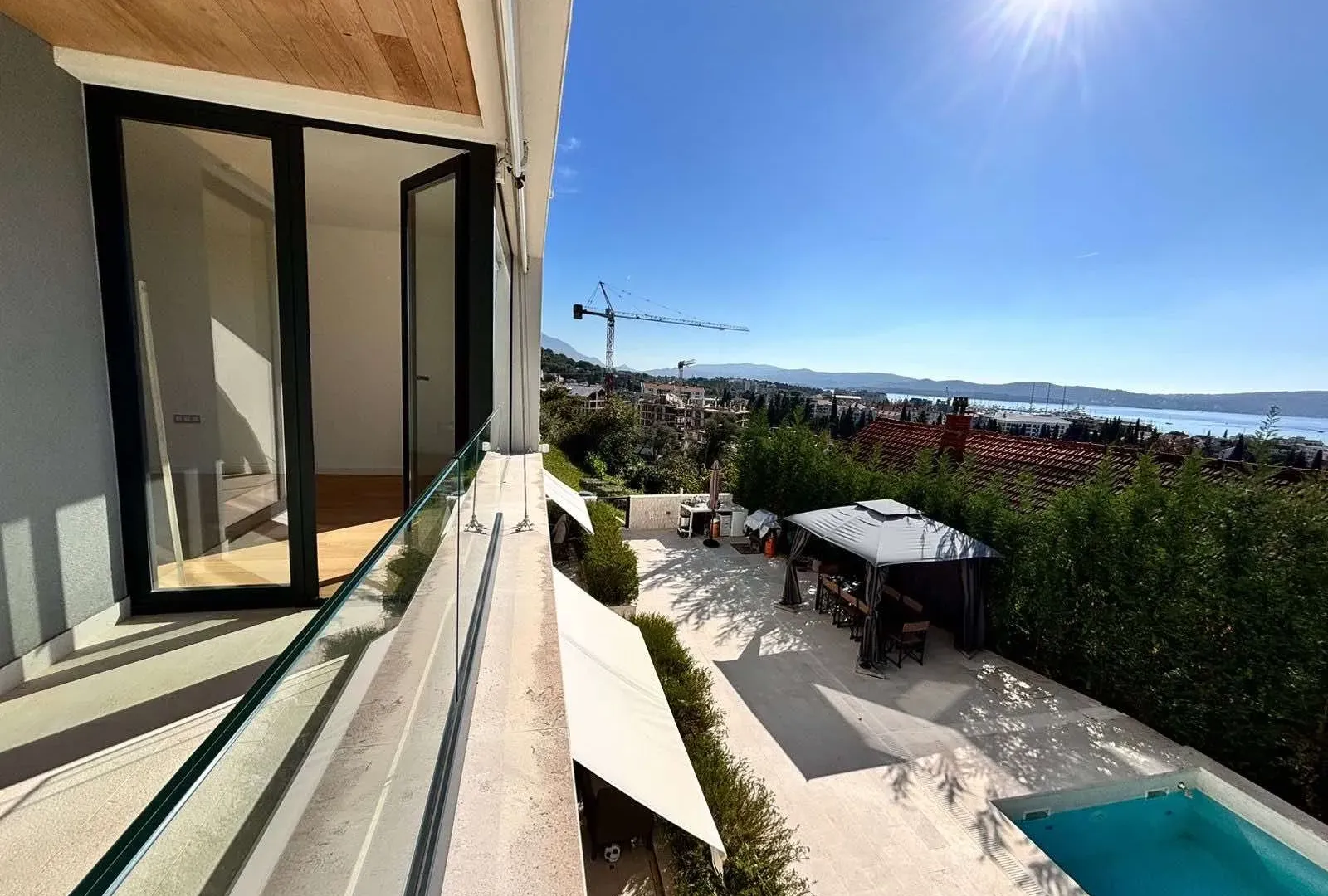 Prodaja, dvosoban stan, 101m², Donja Lastva, Tivat