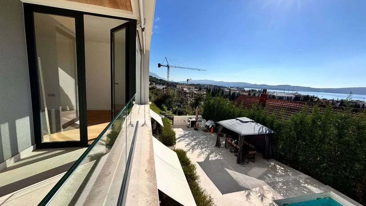 Prodaja, dvosoban stan, 101m², Donja Lastva, Tivat