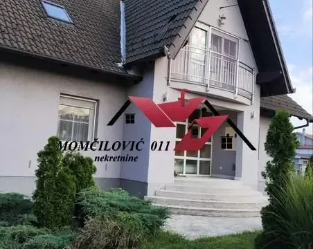 Prodaja, kuća, 430m², Zemun Ugrinovci, Zemun Sve Podlokacije