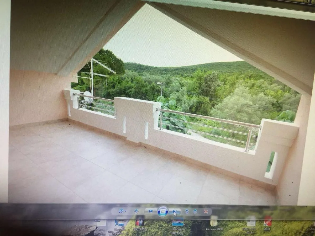 Rent, house, 173m², Krašići, Tivat