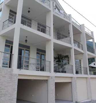 Prodaja, trosoban stan, 107m², Prčanj, Kotor - image 16