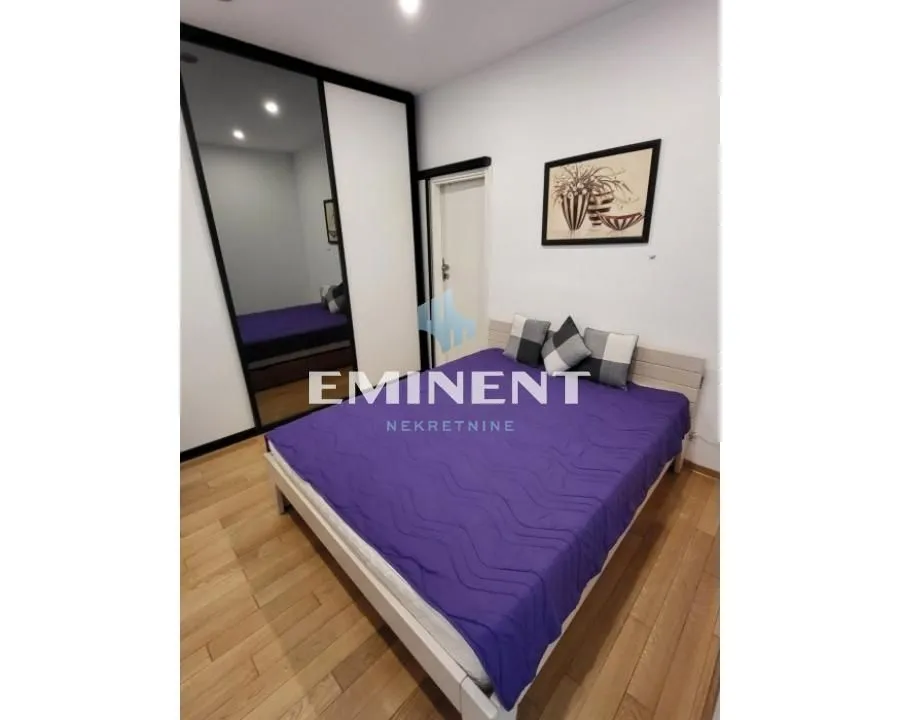 Rent, apartment, 45m², Stari Grad, Beograd