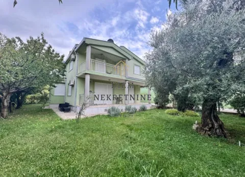 Rent, house, 175m², Podgorica, Crna Gora - image 12