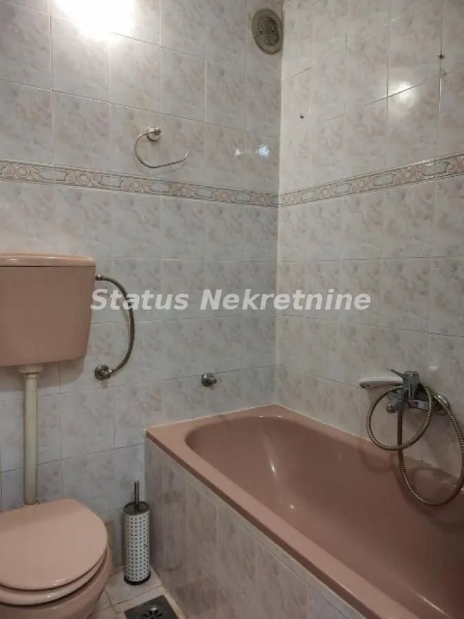 Izdavanje, trosoban stan, 61m², Spens, Novi Sad Sve Podlokacije