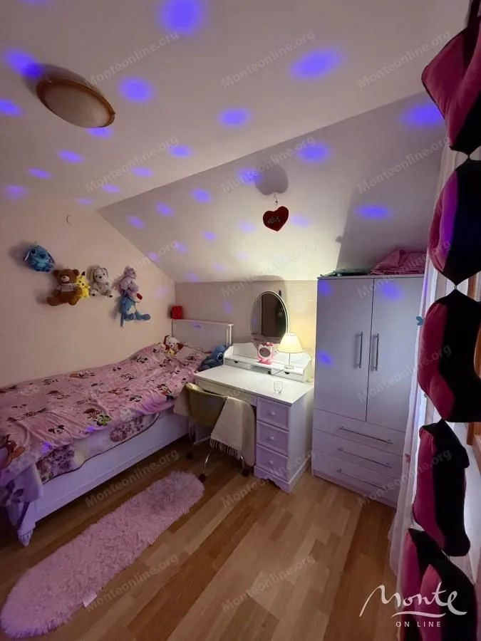 Prodaja, kuća, 125m², Murtovina, Podgorica