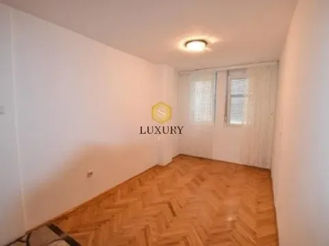 Prodaja, jednosoban stan, 58m², Blok 6, Podgorica - image 11