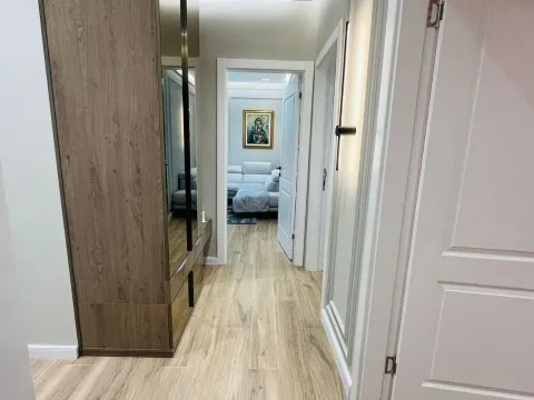 Rent, two bedroom apartment, 72m², Tivat, Crna Gora - image 5