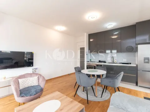 Izdavanje, dvosoban stan, 65m², Stari Aerodrom, Podgorica - image 3