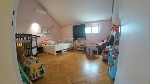 Sale, three bedroom apartment, 99m², Kalenić Pijaca, Vračar Sve Podlokacije - image 10