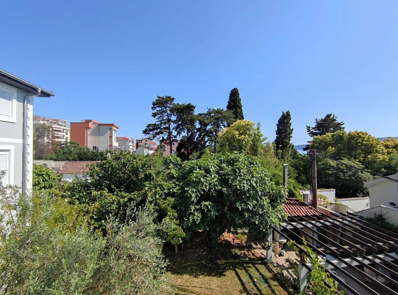 Daily-rent, studio apartment, 33m², Donja Lastva, Tivat